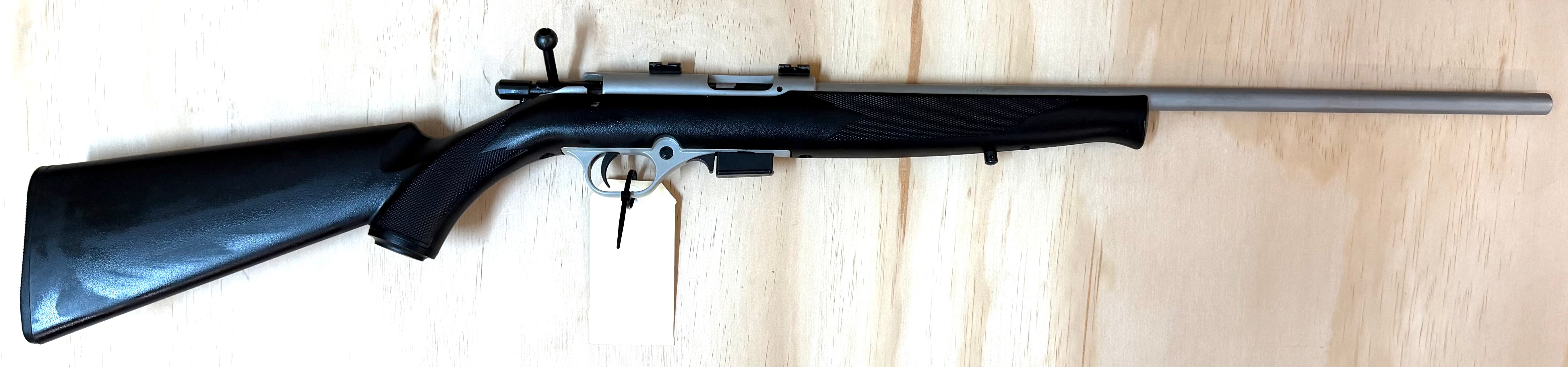 MOSSBERG 17HMR 817 RO72/28435 S/HAND
